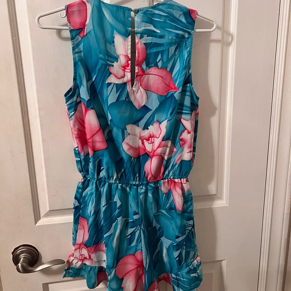 Goodnight Macaroon romper. - Picture 3 of 7